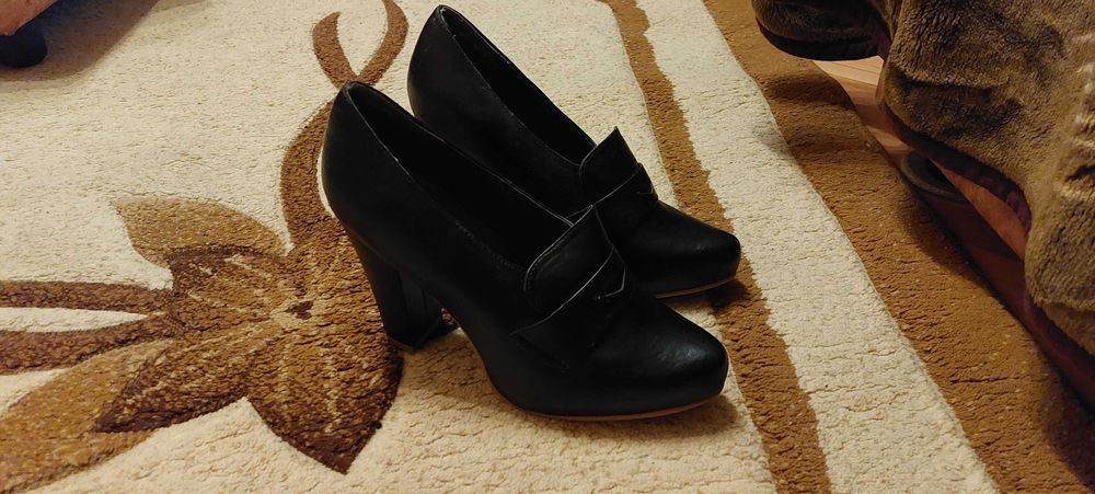 Нови обувки- не носени