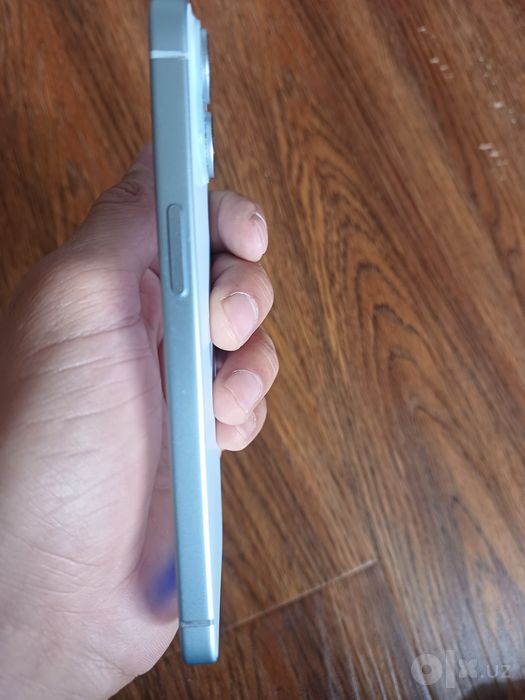 sotiladi icloud ga tushkan iphone 15