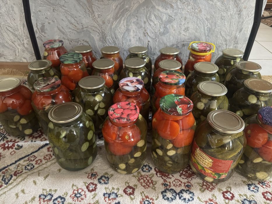 Соленные огурцы 2л-3000тг, 3л-4000 тг