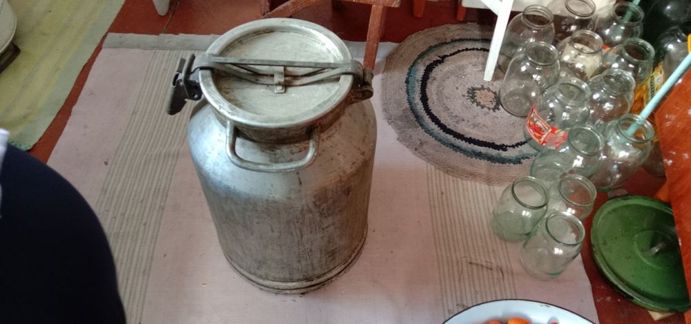 Продам флягу 40 литров 3 штуки