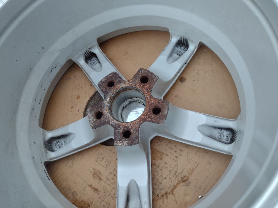 Топ състояние TT Wheels 17-5x112 ET37 7.5j Volkswagen Tiguan