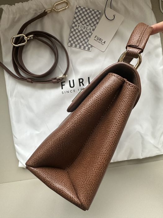 Дамска чанта Furla 1927 в кафяв цвят