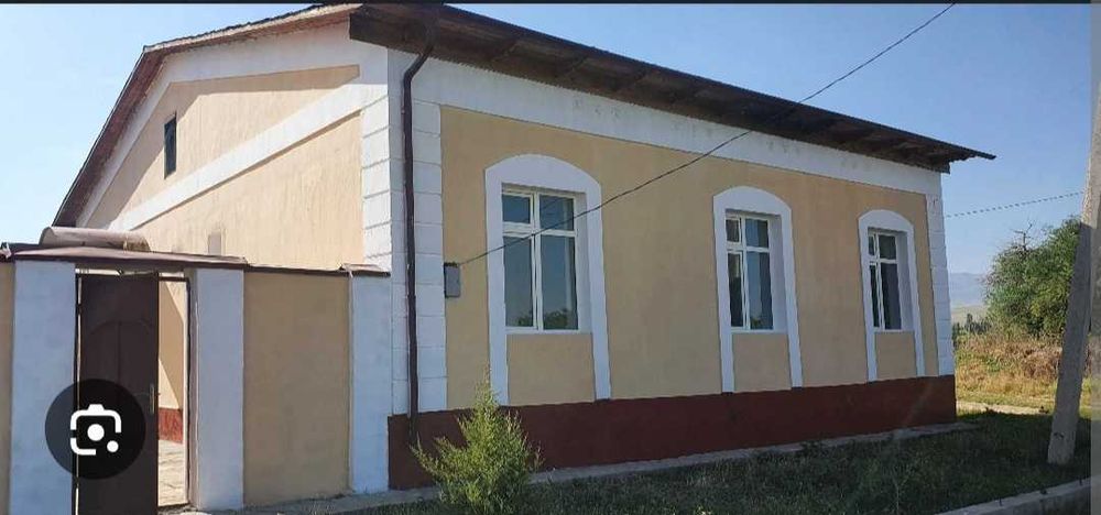 Срочно коттедж сотилади.Кредитга хам берилади. бартер хам бор