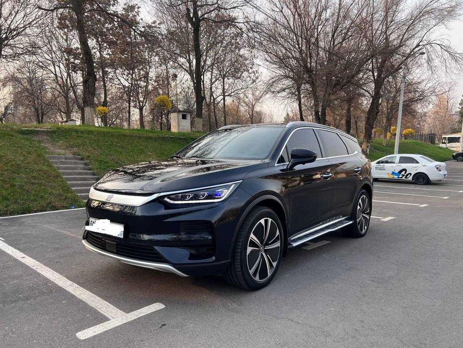 BYD TANG EV  full 4 WD, 4.4 сек, 2 dual мотор, black, пробег 31500