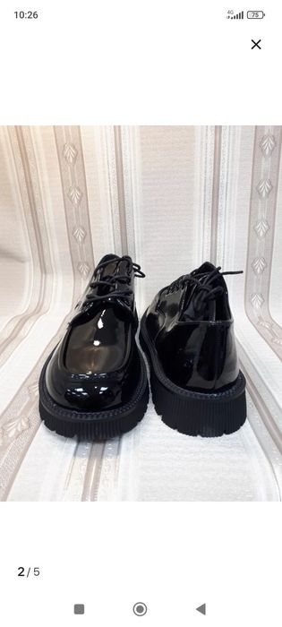 Продам женскую обувь