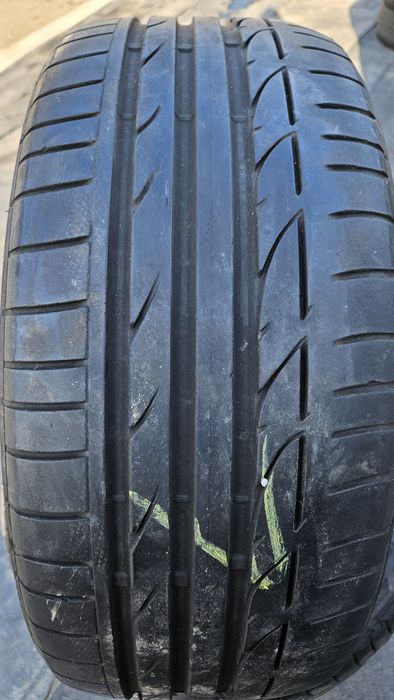 Гуми спорт пакет 225 40 19 и 255 35 19