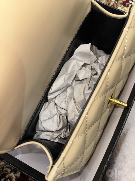 Сумка CHANEL бежогого цвета