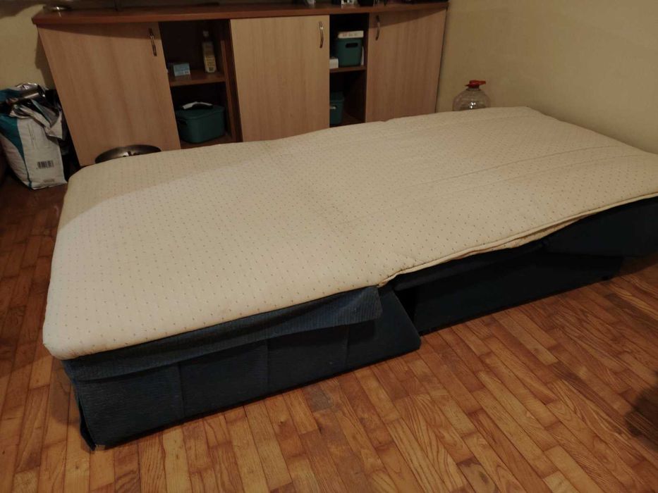 продаваме разтегателен/фотьойл легло с желязна конструкция