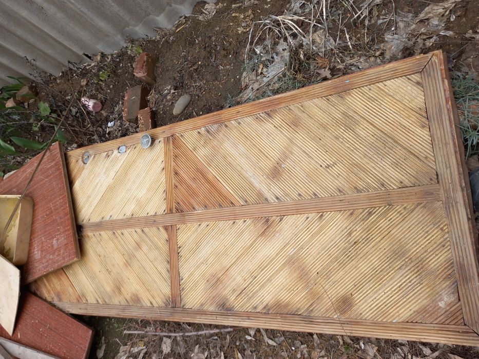 Продам деревянные рамы.