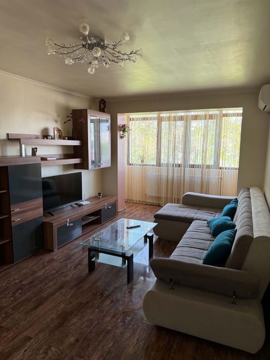 Inchiriez apartament 2 camere