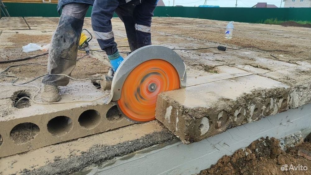 Beton teshish eshik ochish xizmati