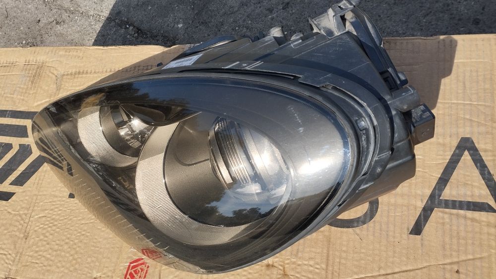 Ляв фар за Порше Кайен/ Porsche Cayenne