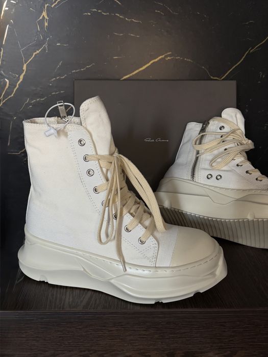 Rick Owens abstract white “milk”