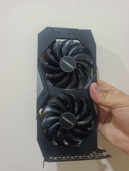 Rx 5600xt  (аналог 2060)