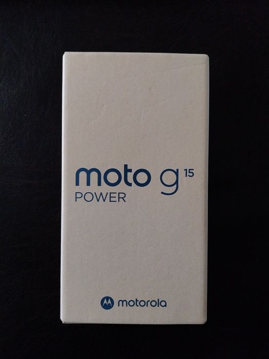 De VÂNZARE Motorola G15 power 8 GB  Ram, 256 memorie interna și 6000 mAh bateria.
