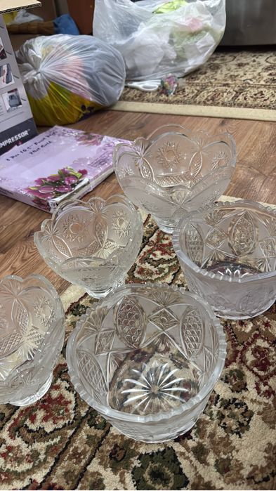 Хрустальные вазы и итд