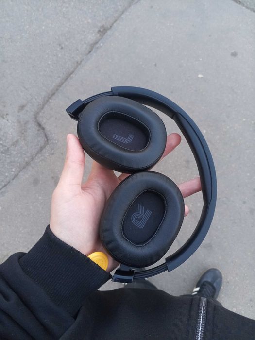 Наушники JBL 720T