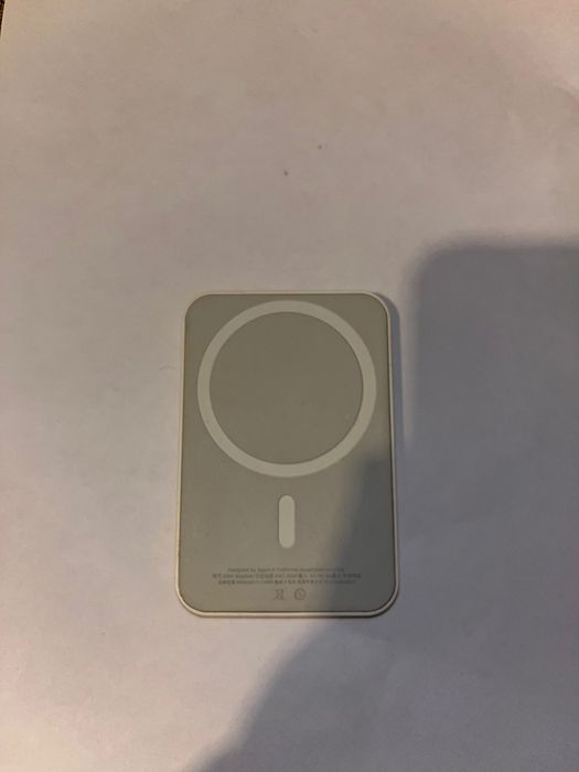 Беспроводная зарядка на айфон