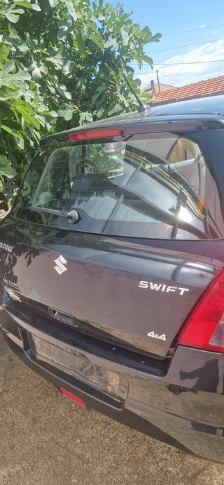 Сузуки  Суифт  Suzuki  Swift  2009г. 1.300куб.  90кс. БЕНЗИН  НА ЧАСТИ