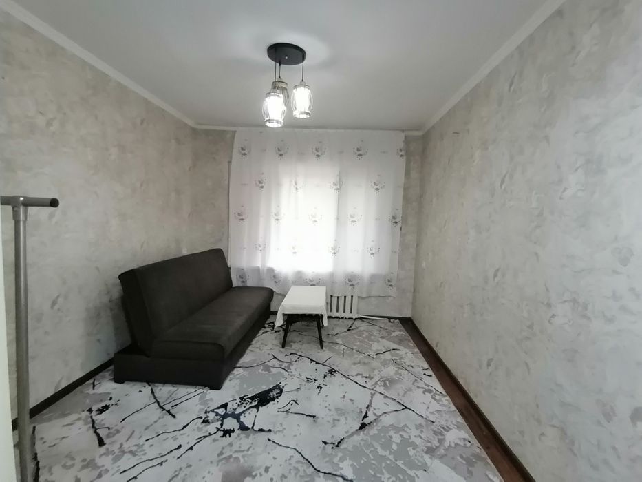 27700у.е Буюк Ипак йули метро 1 хона Общежитие Максим Горький  Анор Б