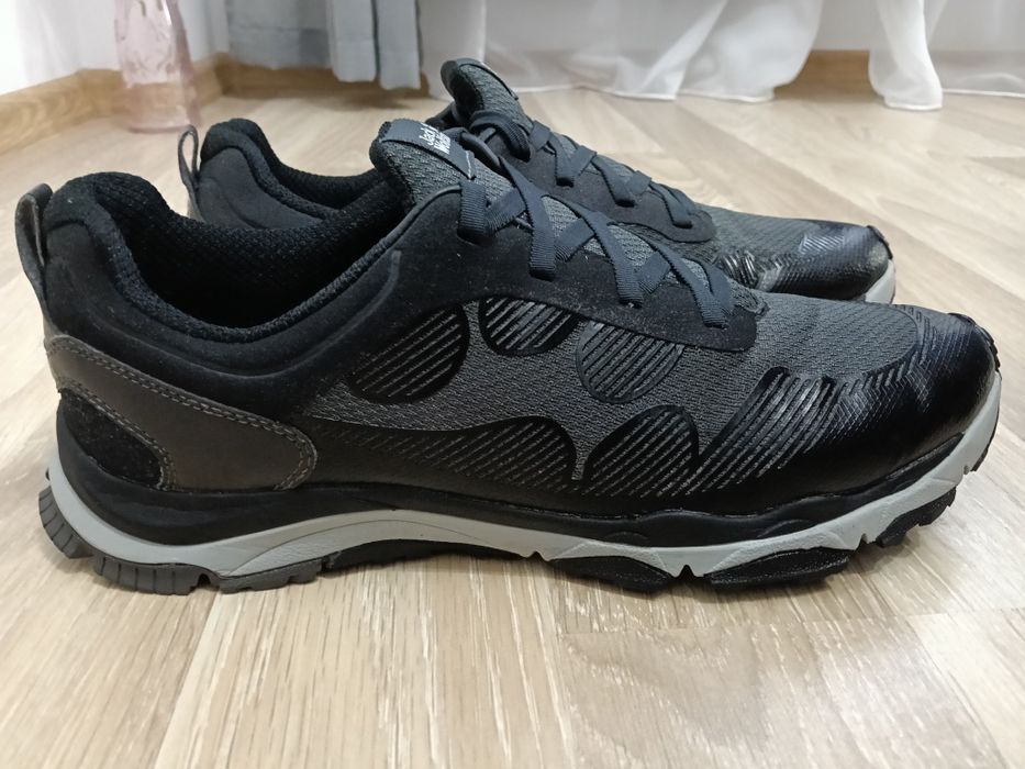 Adidași Jack Wolfskin mărimea 45-44