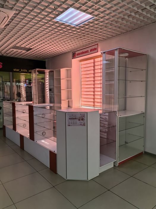 Продам витрину островок