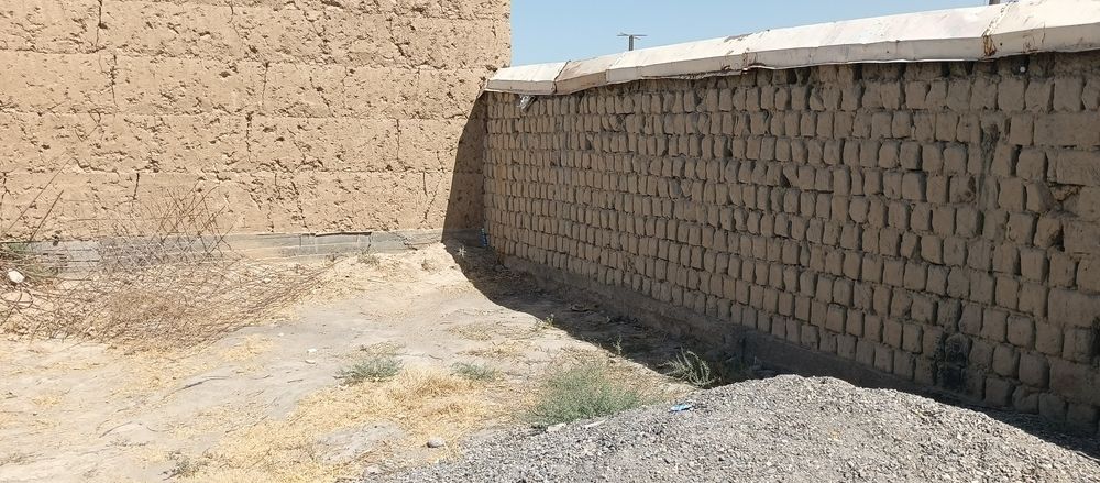 Участка сотилади