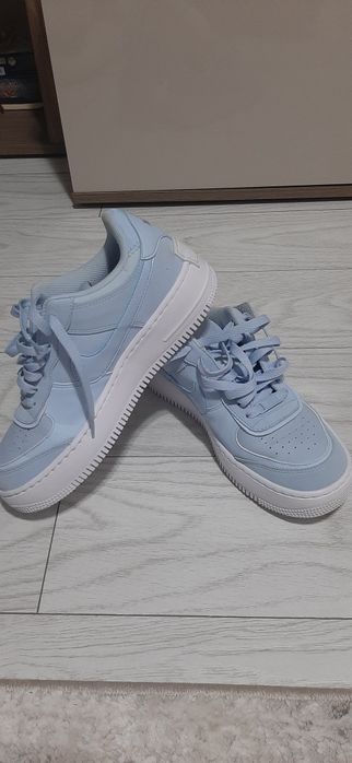 Adidasi nike air force