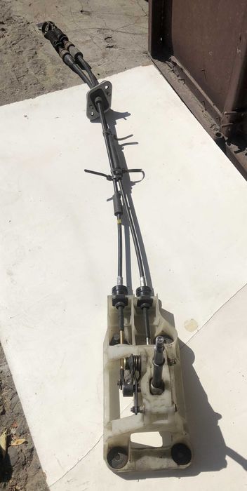 Скоростен лост Mitsubishi carisma 1.8gdi 1998г