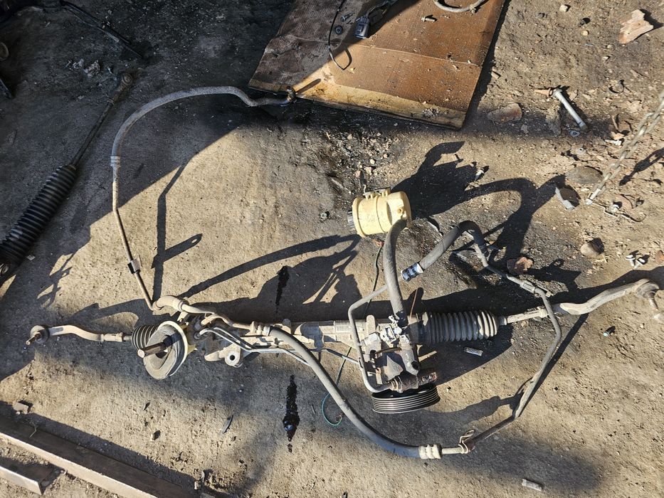 Caseta directie pompa servo conducte dacia logan 1.4-1.6
