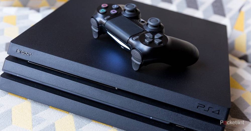 Playstation 4 pro 1 tb o'yinlari bilan.