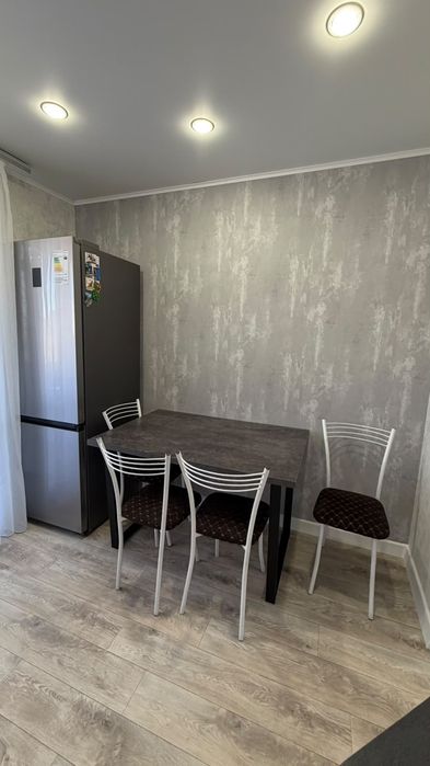 Сдам 3х.ком квартиру в районе 1 школы