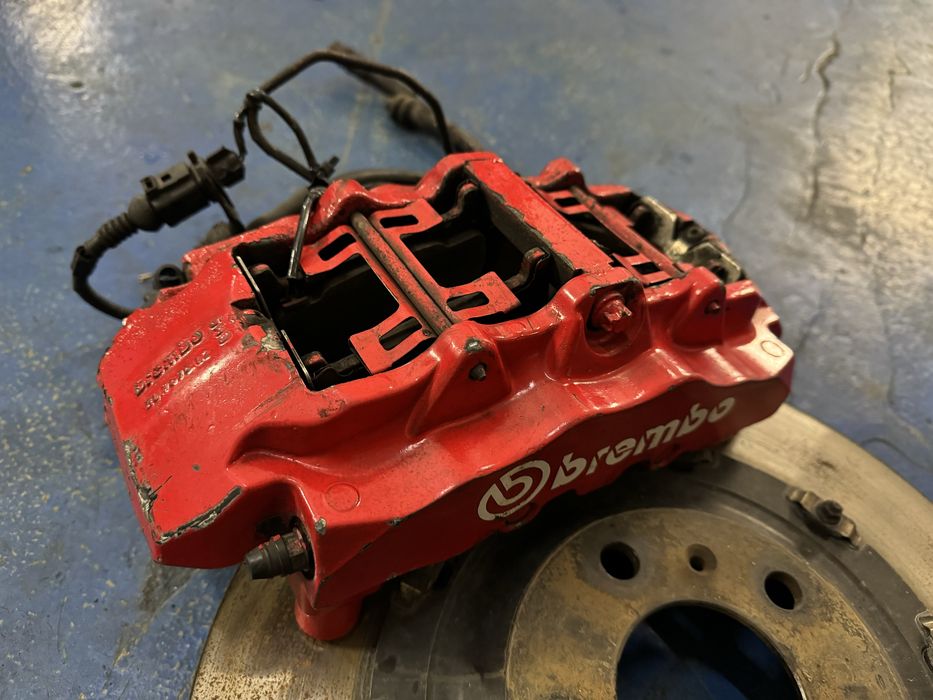 Frane Brembo 8 pistonase!