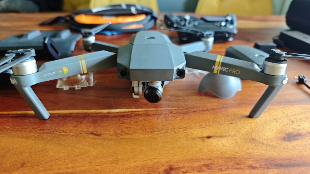 Пълен комплект DJI Mavic pro + аксесоари