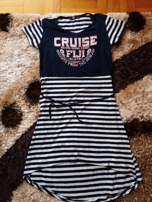 Vand rochii 15 lei bucata