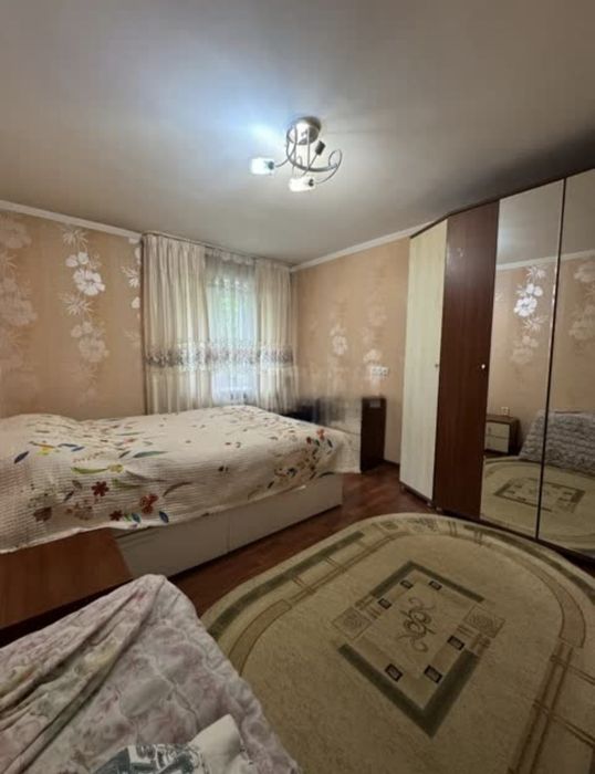 Продается трехкомнатная квартира