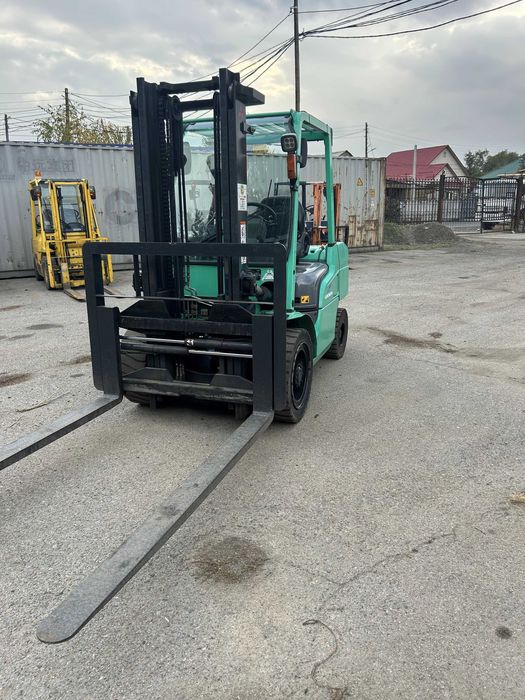 Продам вилочный погрузчик (кара)