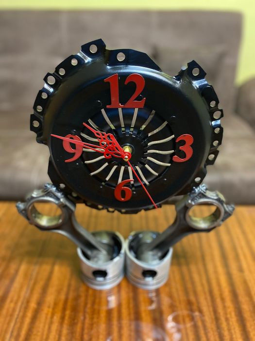 Часовник ръчна изработка