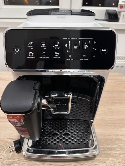 Expresor Philips latte Go