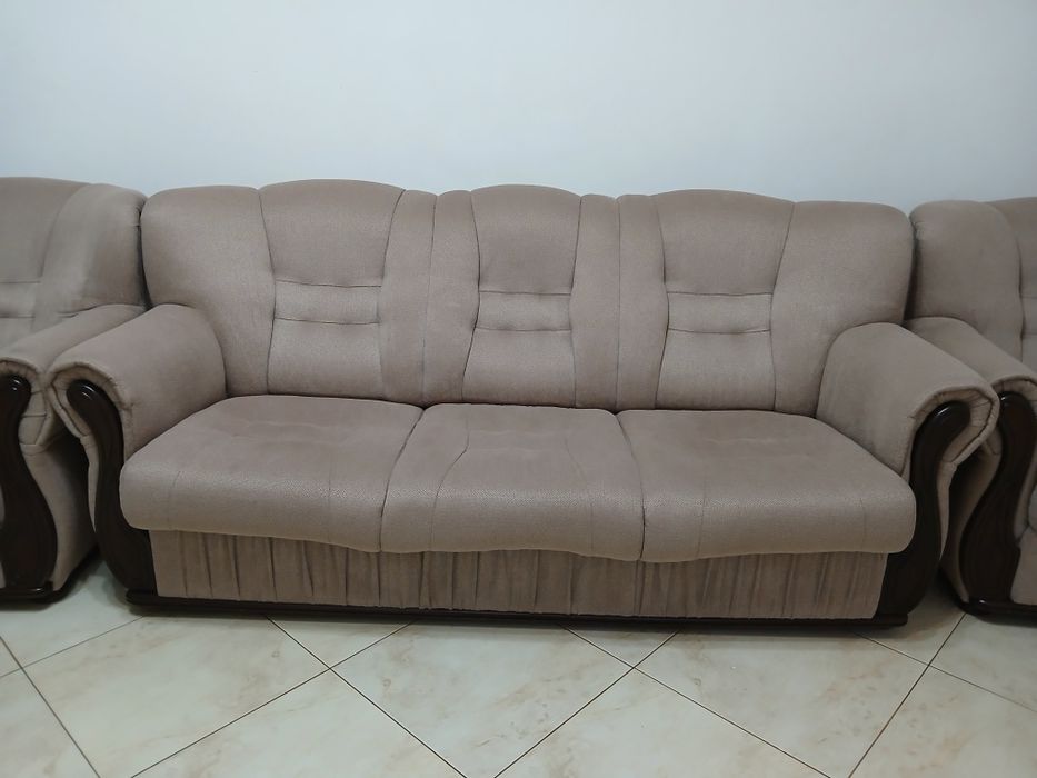 Canapea și 2 fotolii