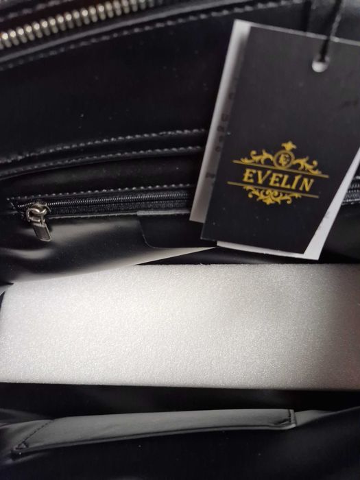 Черна чанта естествена кожа