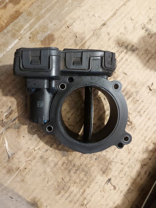 Дросел Мерцедес Ц , Е клас / Mercedes C,  E class OM651