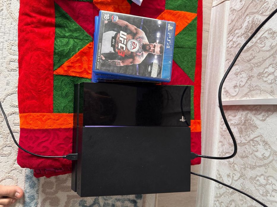 Приставка 4 пс 4