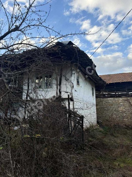 Продава се Къща в с. Пчелище, Област Велико Търново - 80 кв.м за 469 €/кв.м - Снимка #2