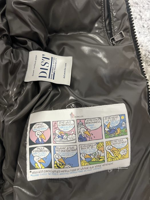 Geaca Moncler marimea 2