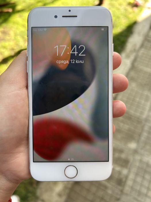 Продава се IPhone 7