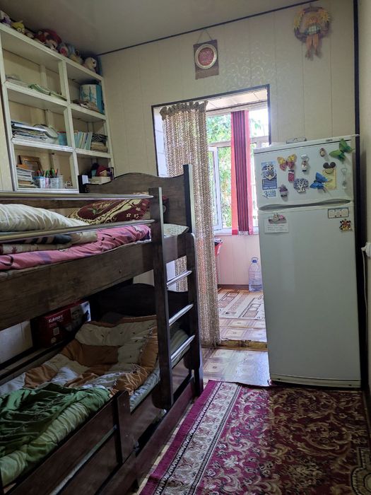 Dom sotiladi 2 xonalik 3 etej