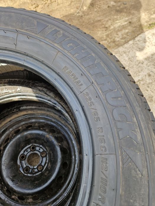 225 65 16C vara Taurus 2022