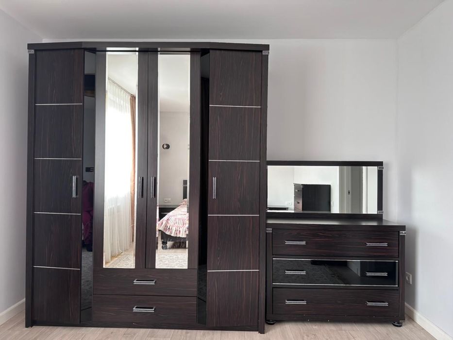 Спальний гарнитур.