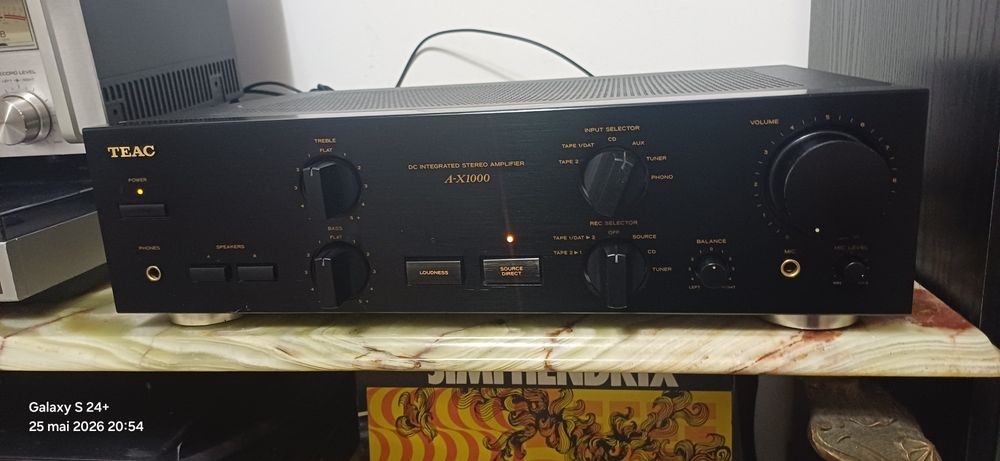 Amplificator Teac A-X1000